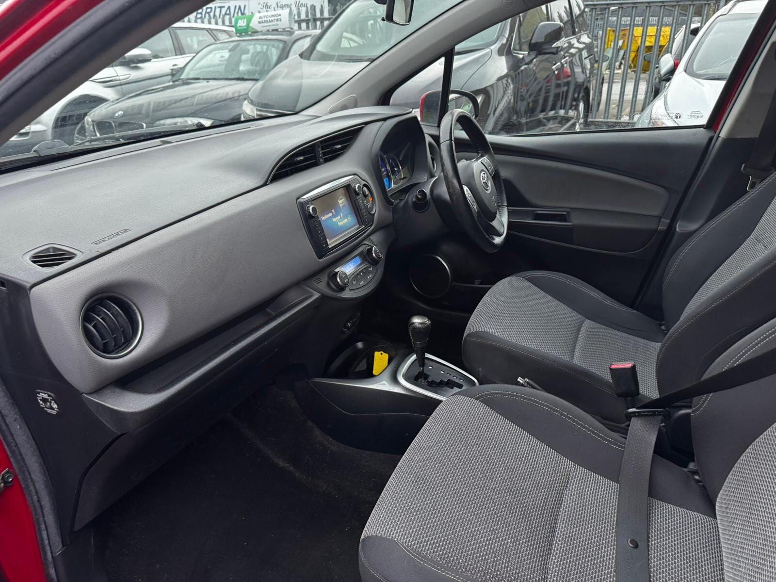 Toyota Yaris view 19