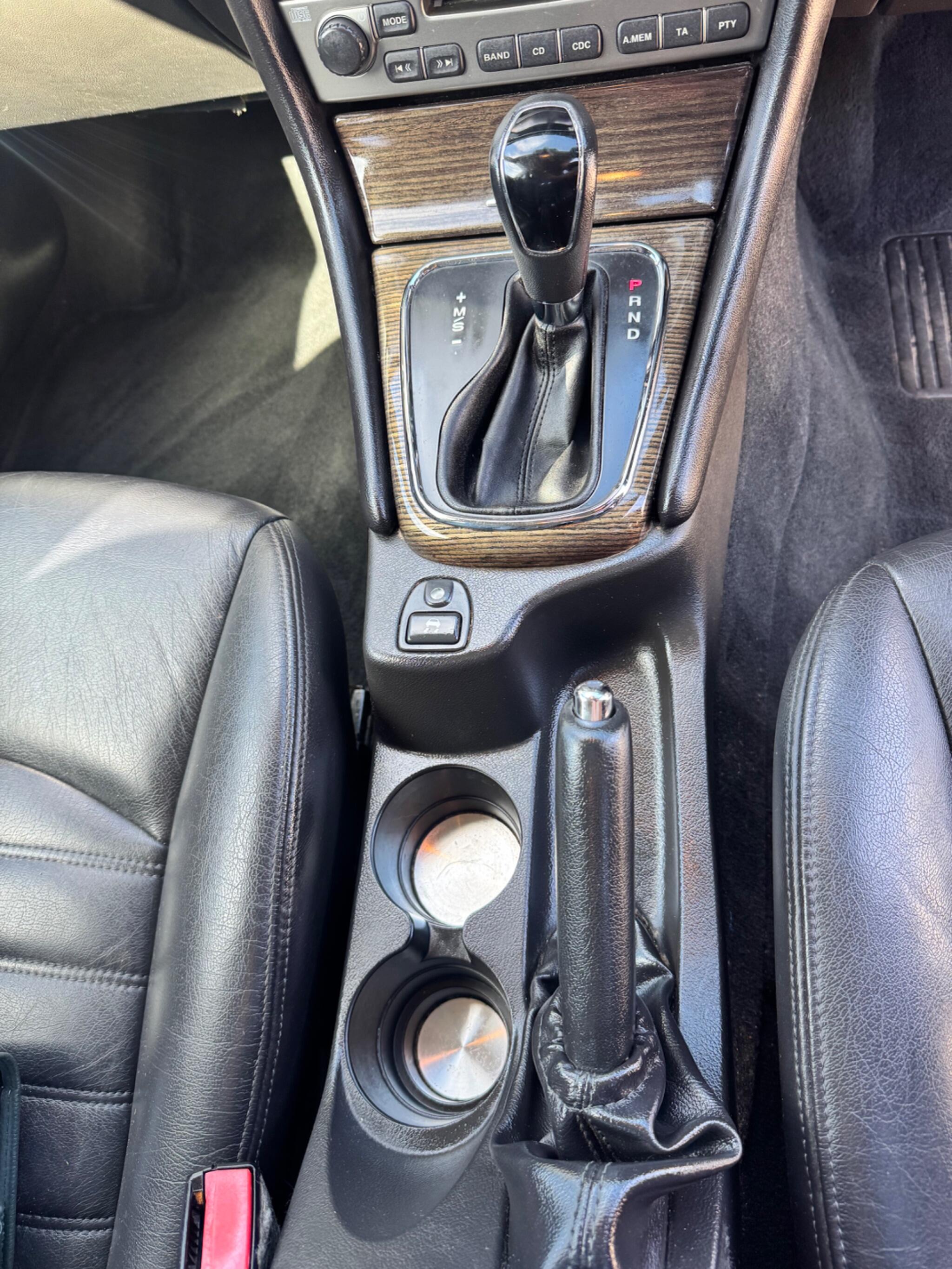 Jaguar X-Type view 23