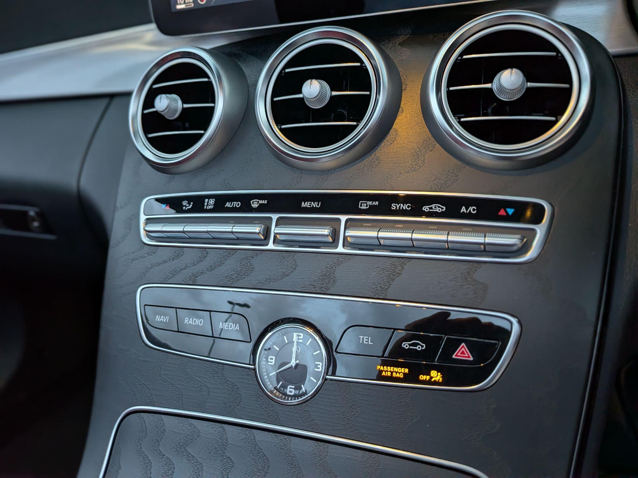 Mercedes-Benz C Class view 31