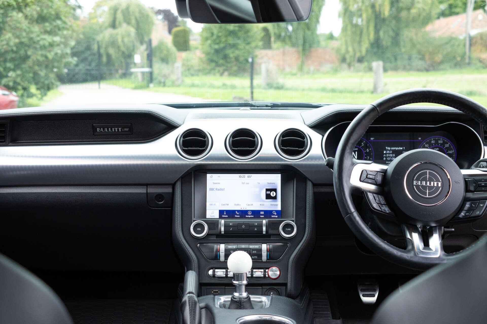 Ford Mustang view 61
