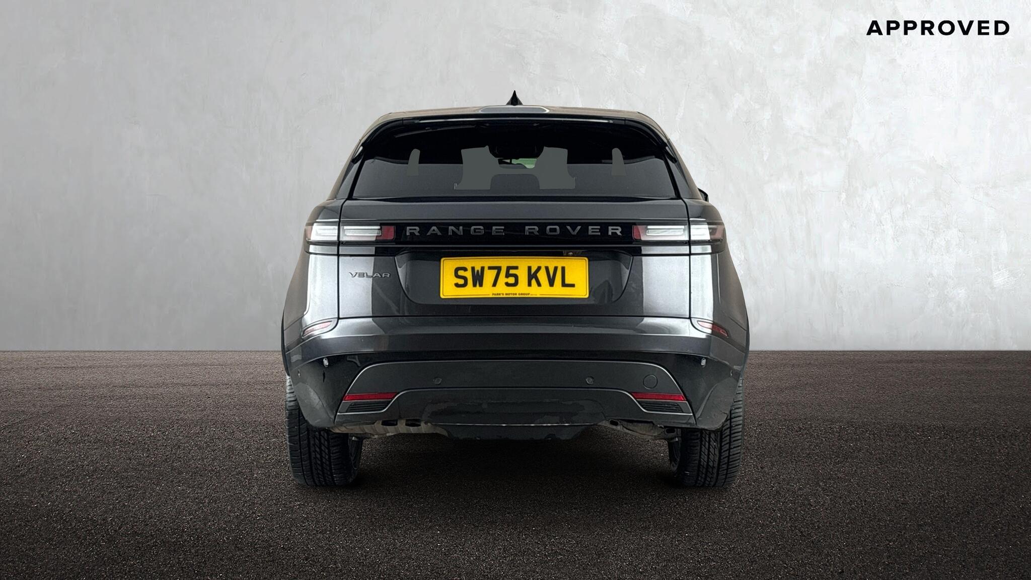 Land Rover Range Rover Velar view 6