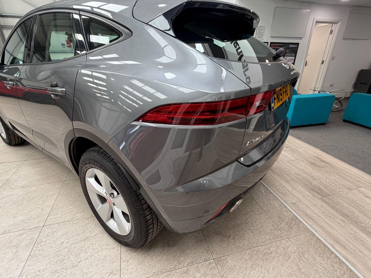 Jaguar E-Pace view 18