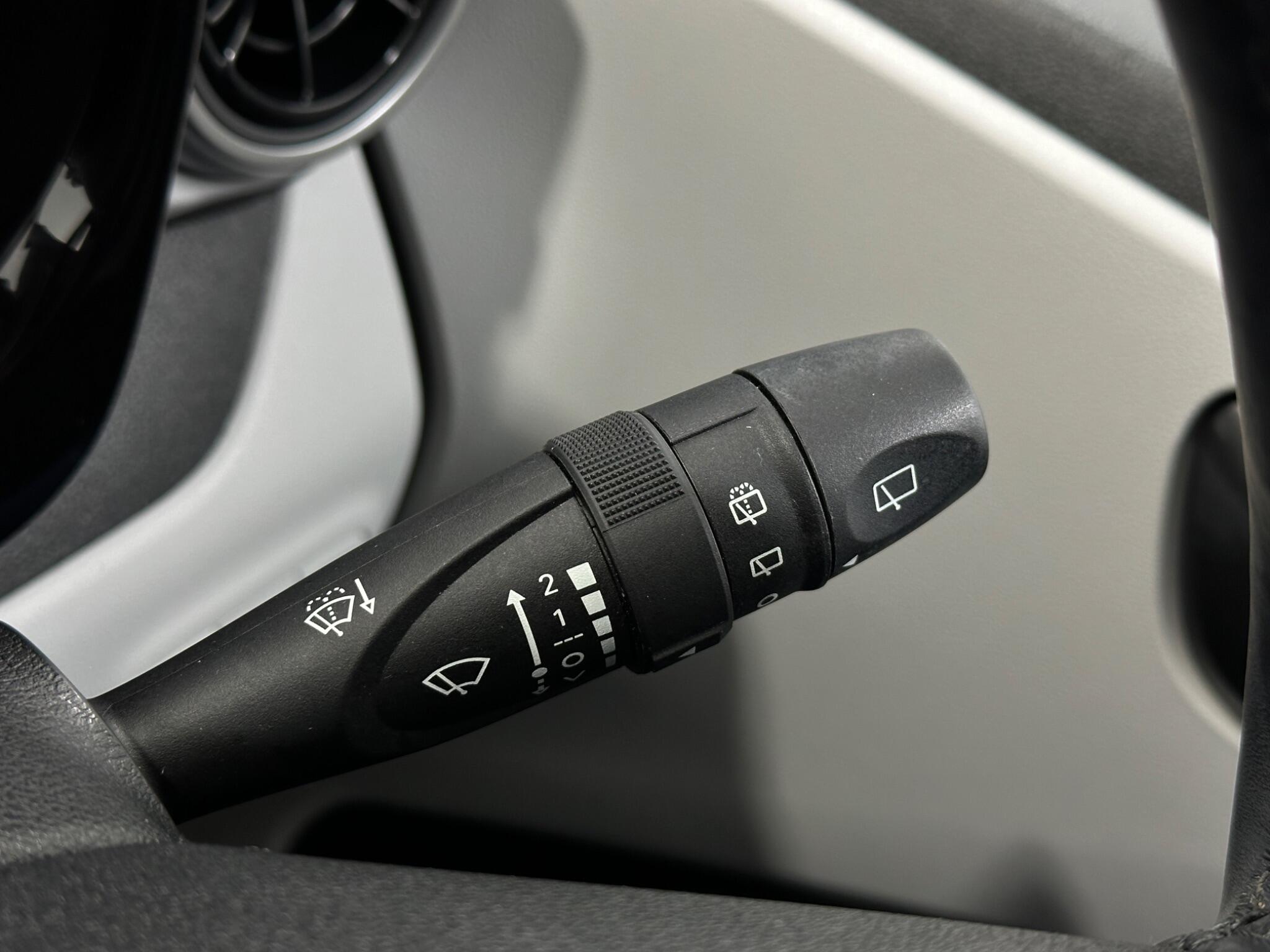 Hyundai I10 view 17