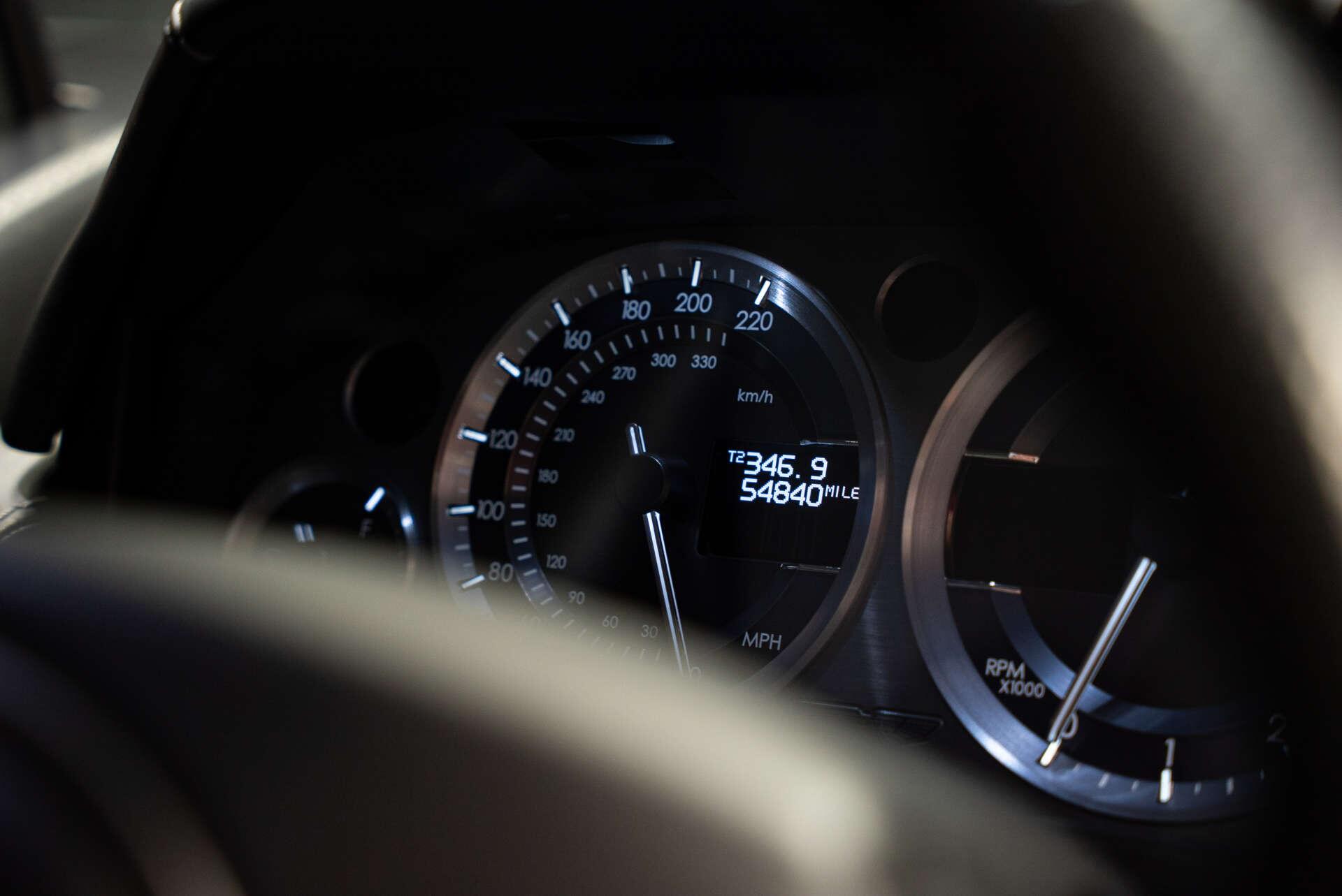 Aston Martin Vantage view 15