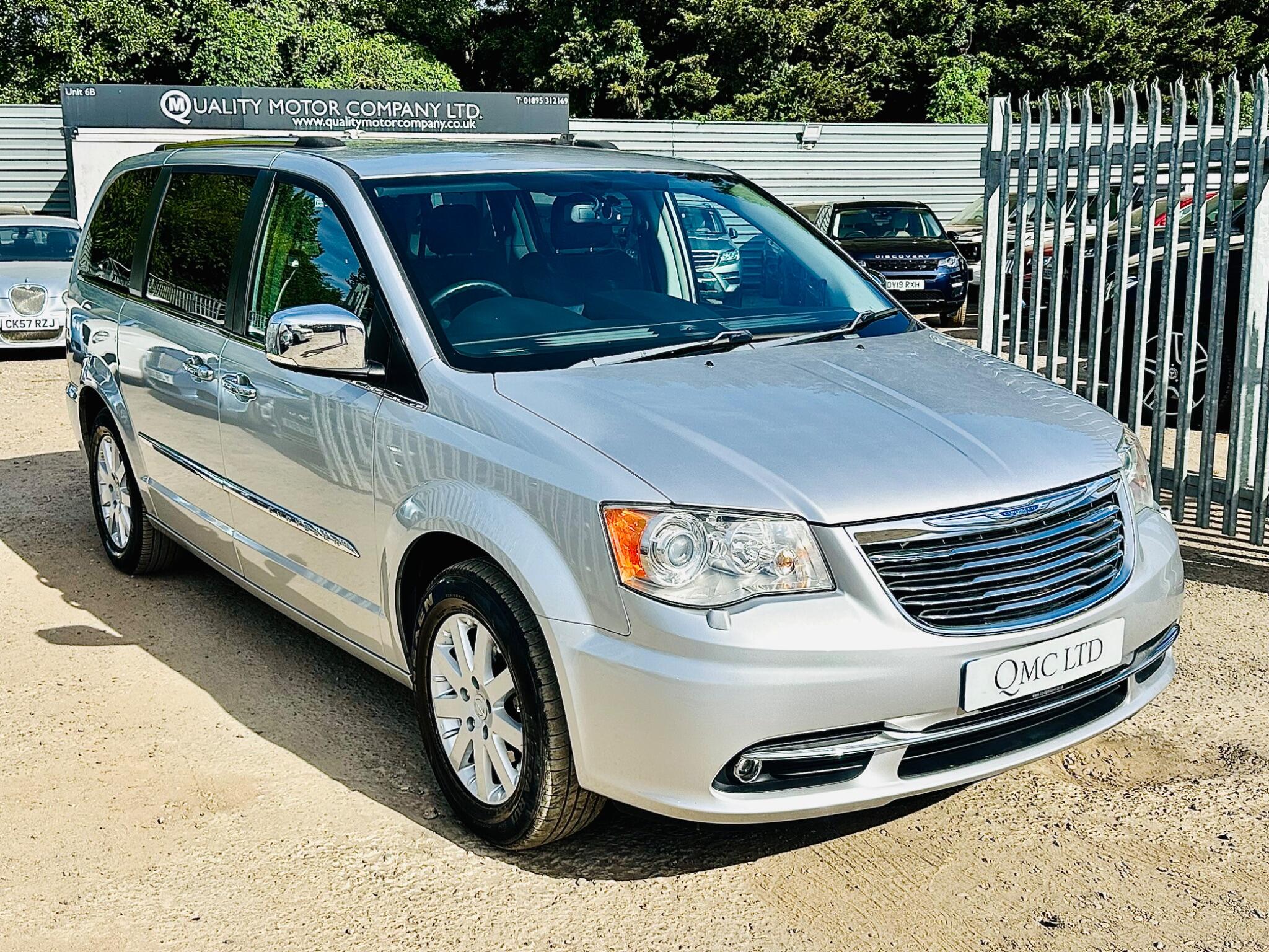 Chrysler Grand Voyager view 9
