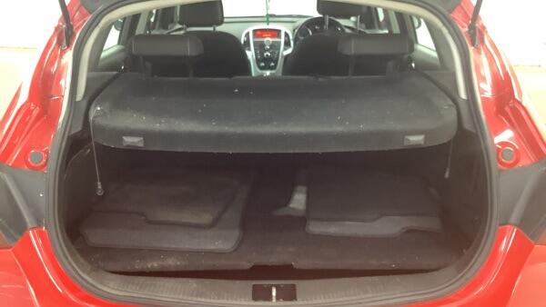 Vauxhall Astra view 10