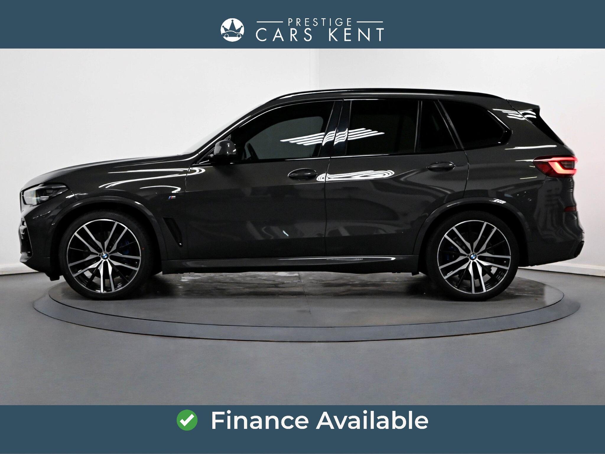 BMW X5 view 4