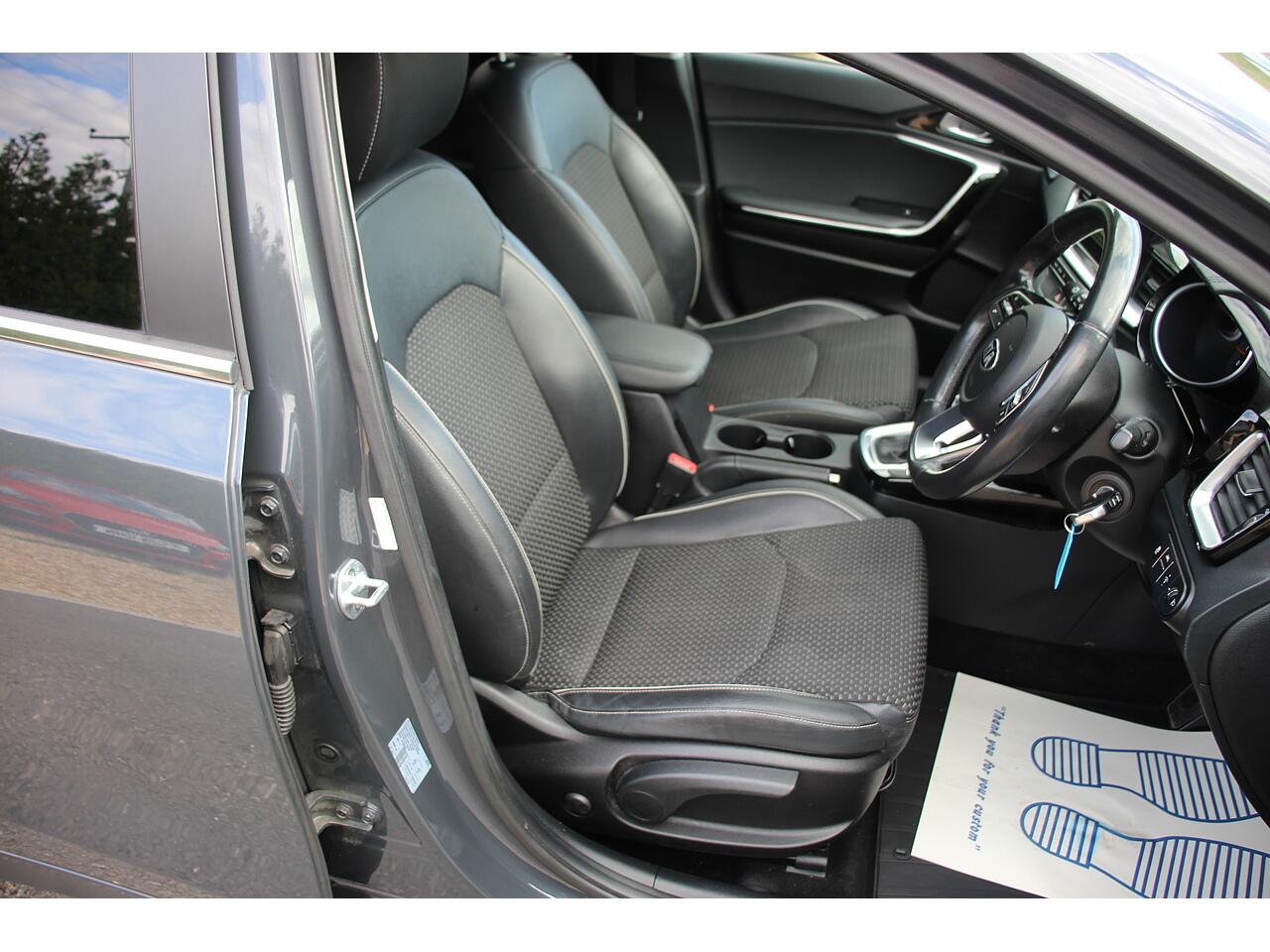 Kia Ceed view 15
