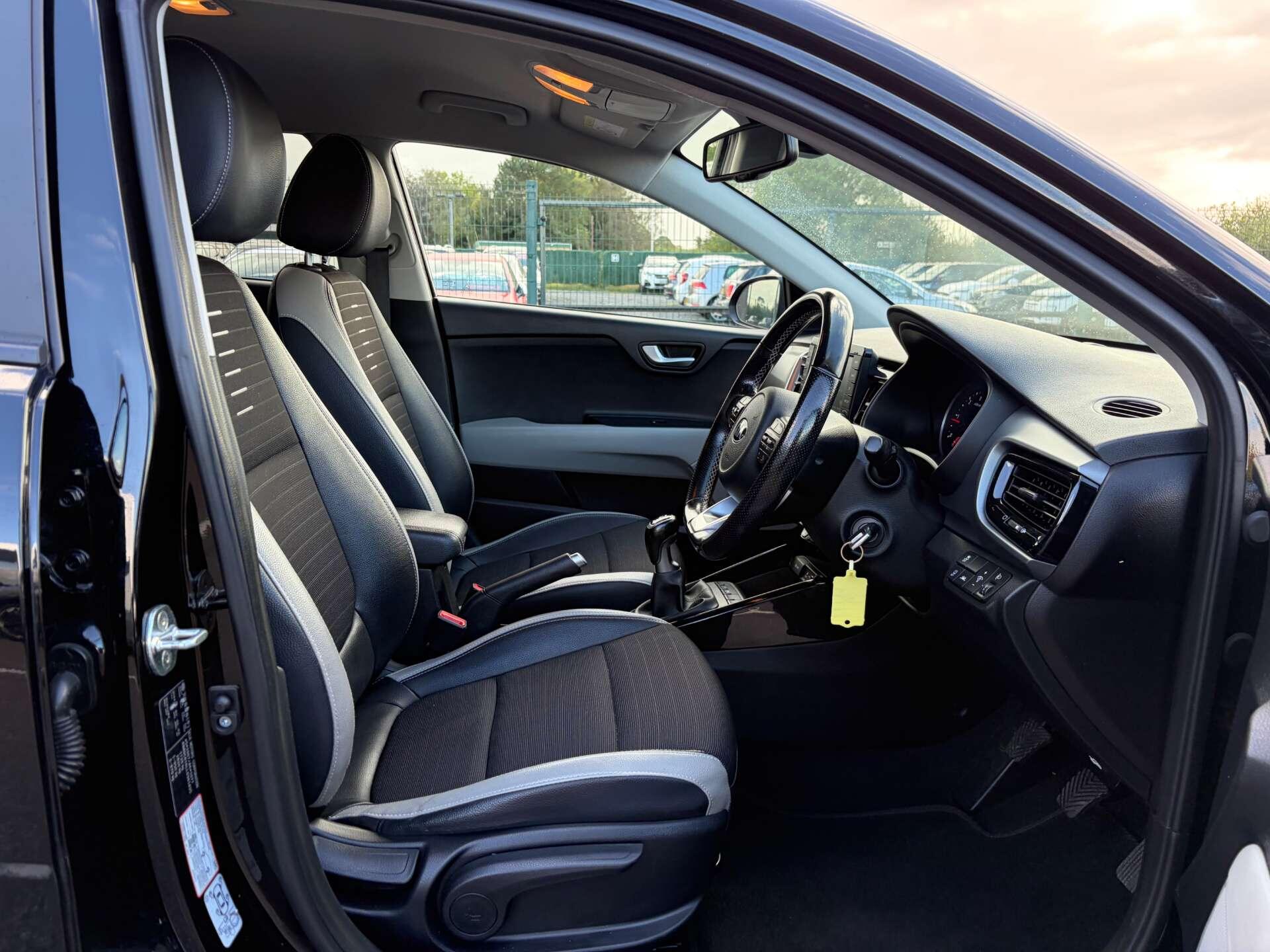 Kia Stonic view 35