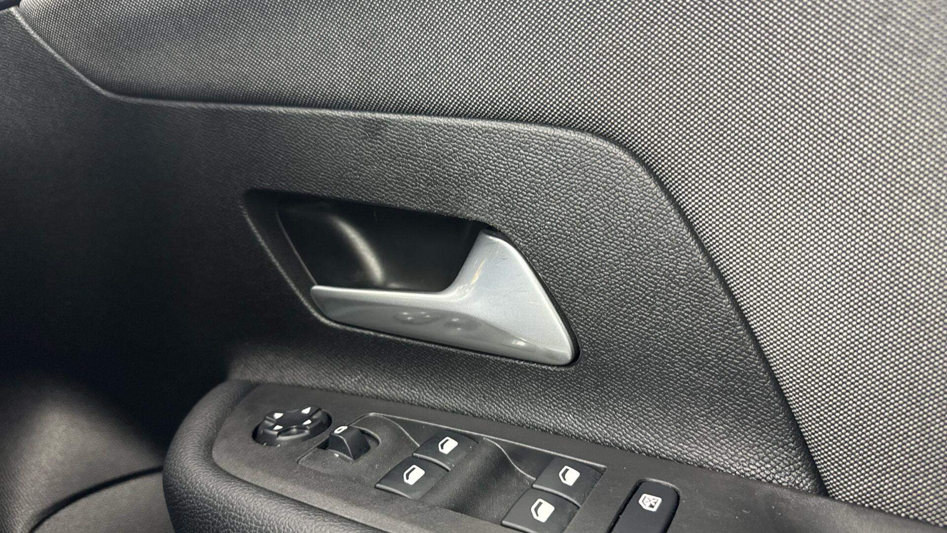 Vauxhall Mokka view 42