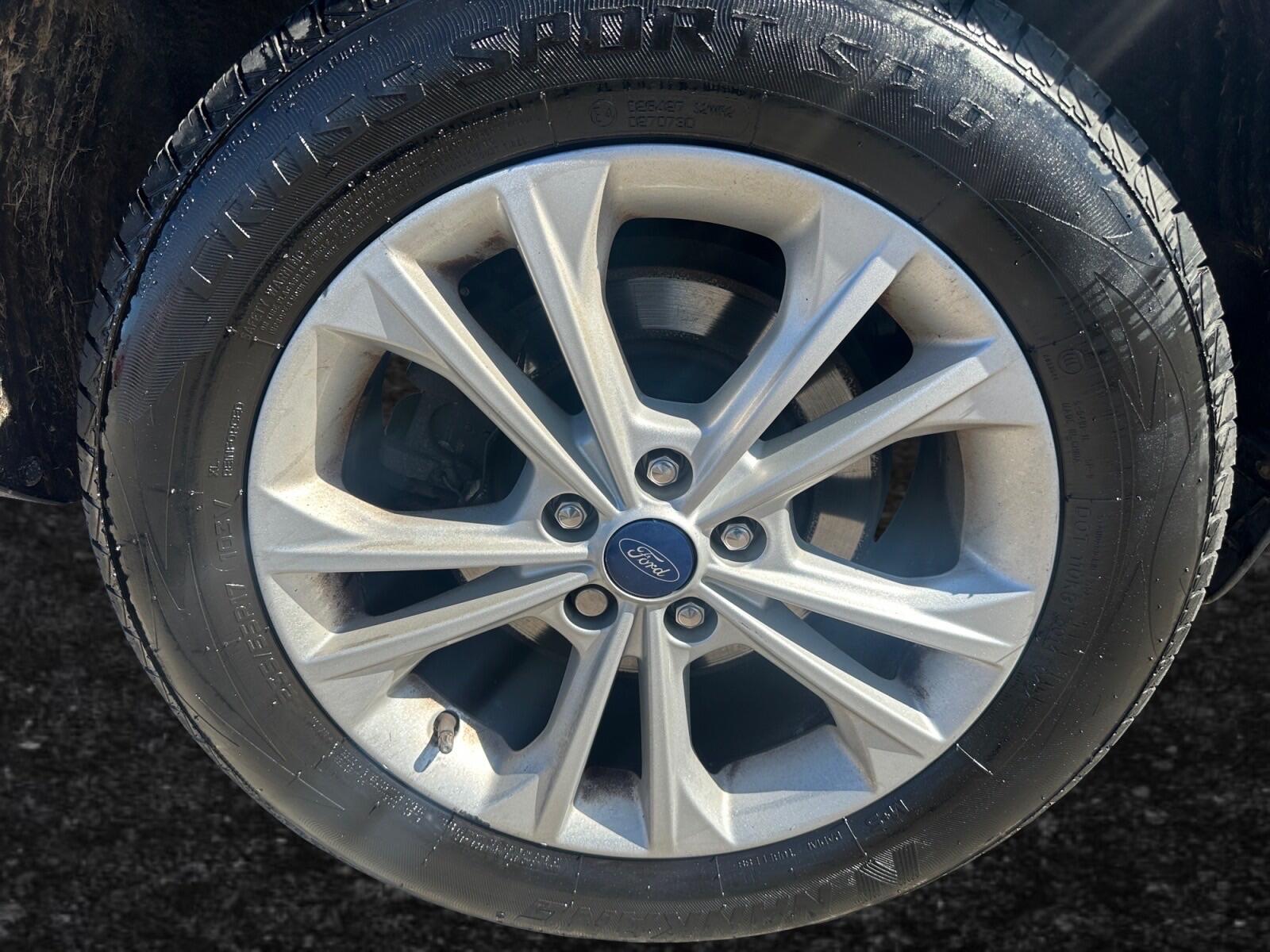 Ford Kuga view 11