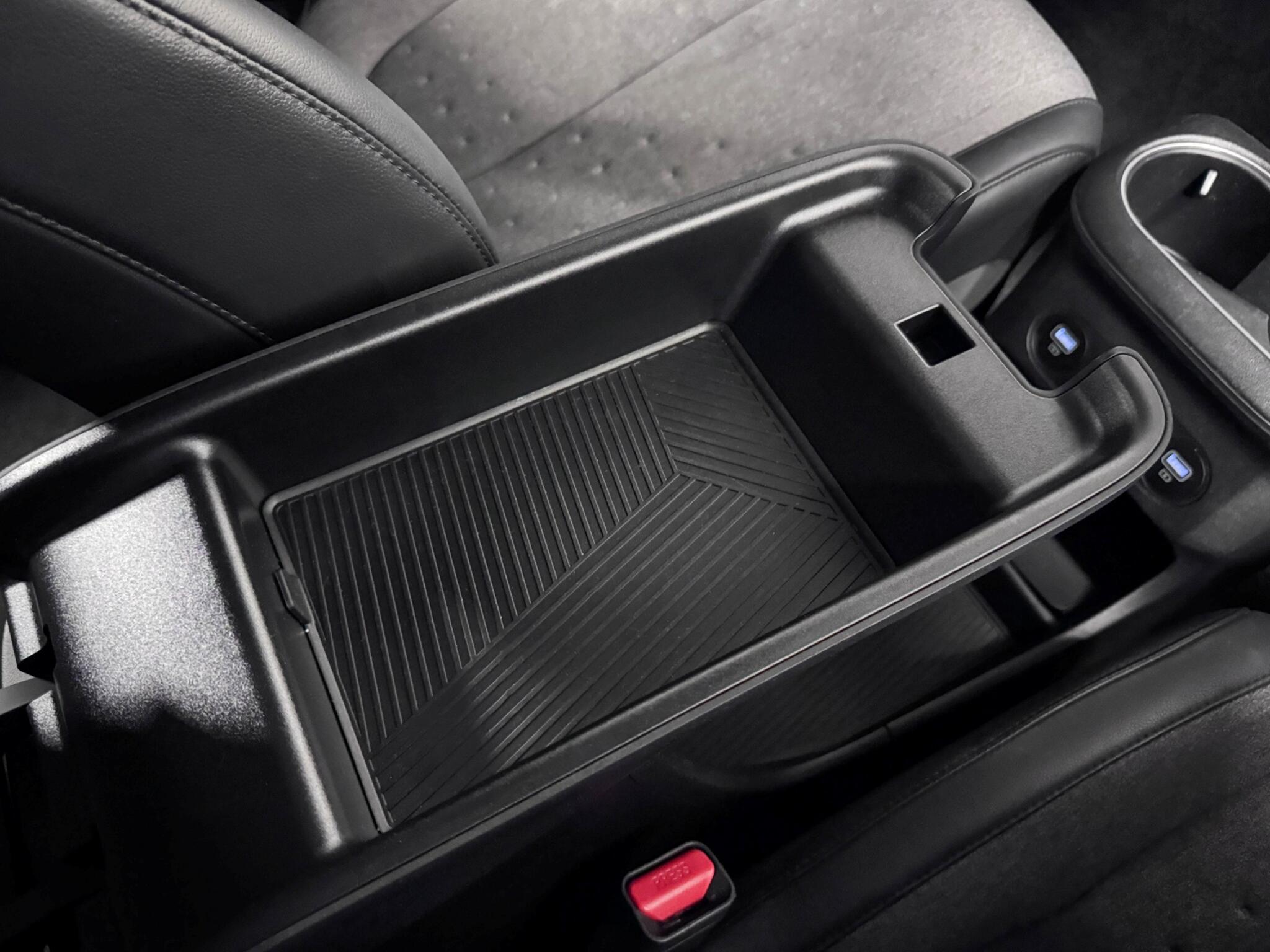 Hyundai Ioniq 5 view 36