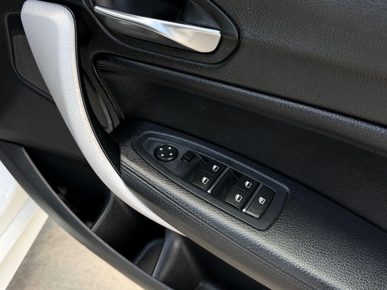 BMW 1 Series view 28