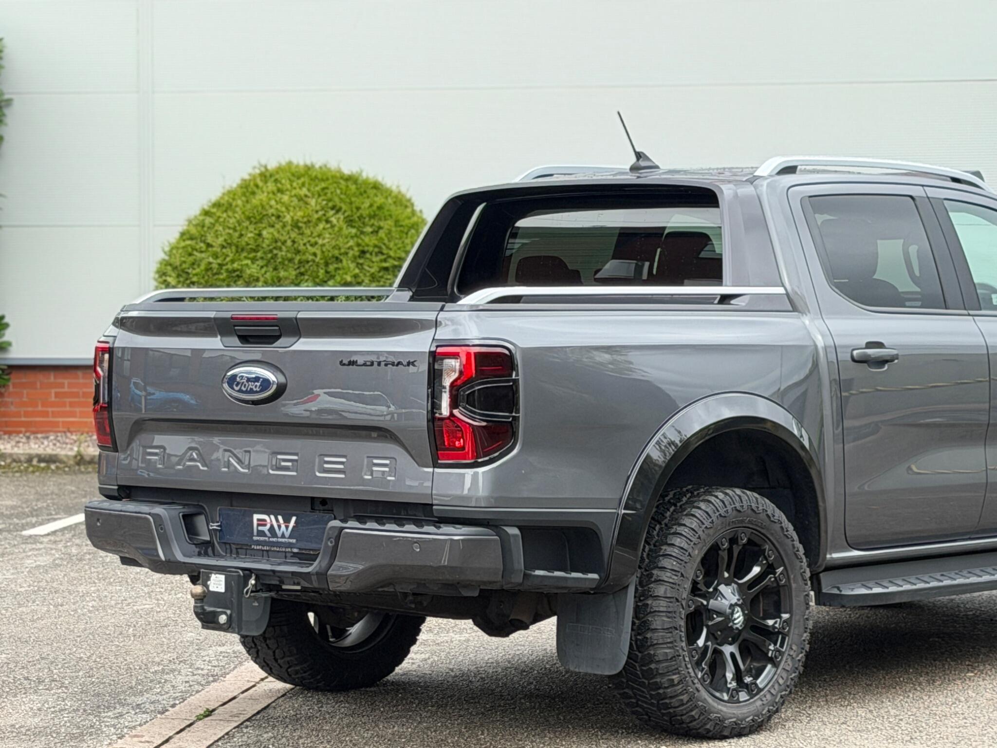 Ford Ranger view 59
