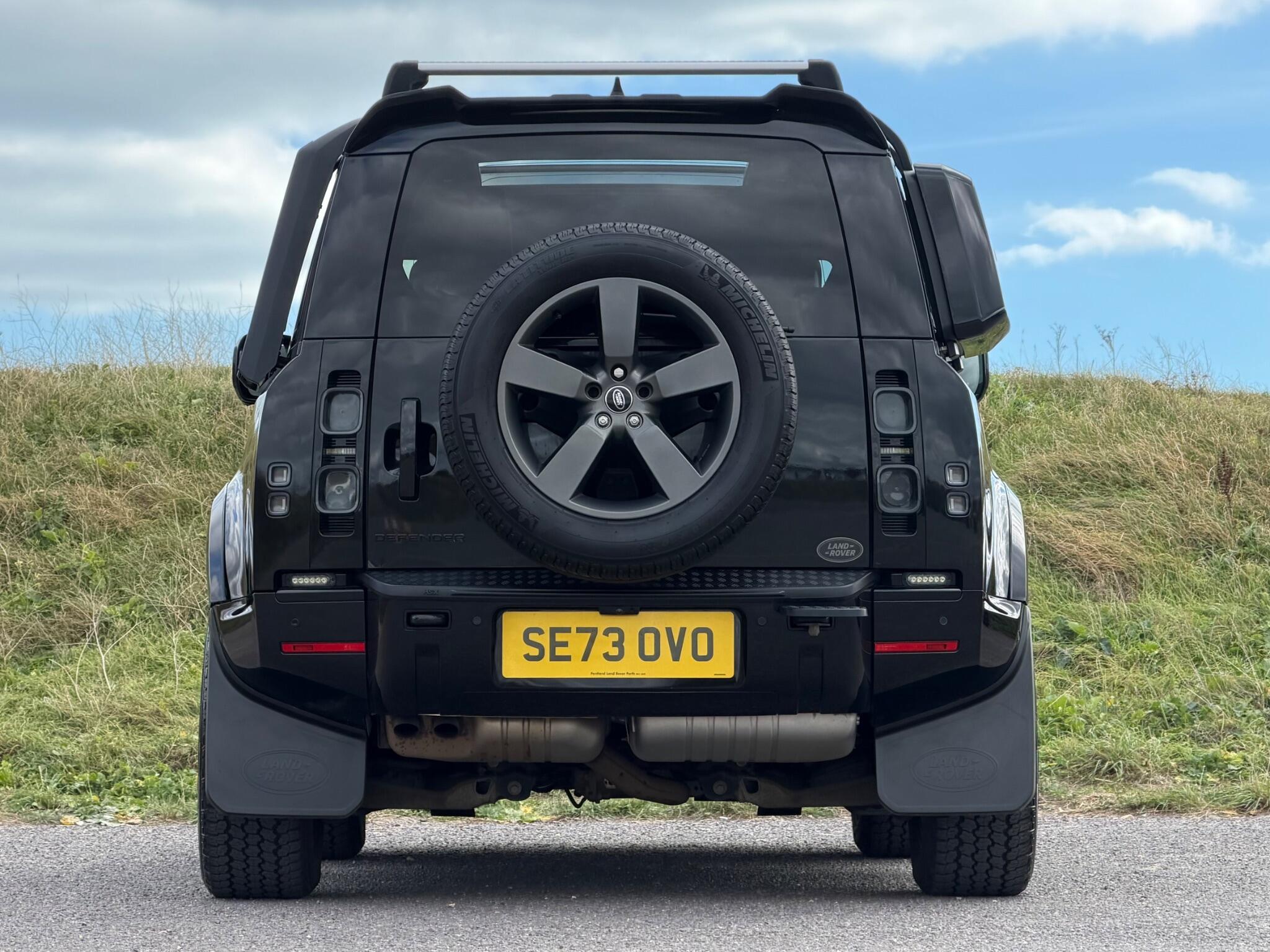 Land Rover Defender view 46