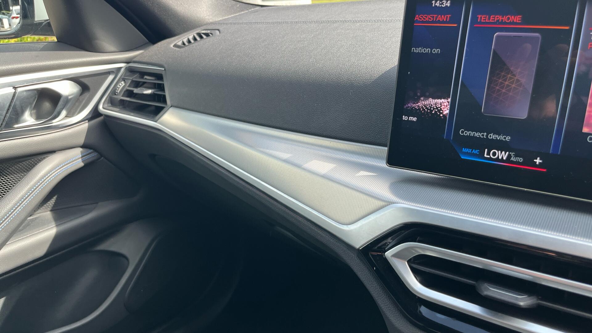 BMW i4 view 50