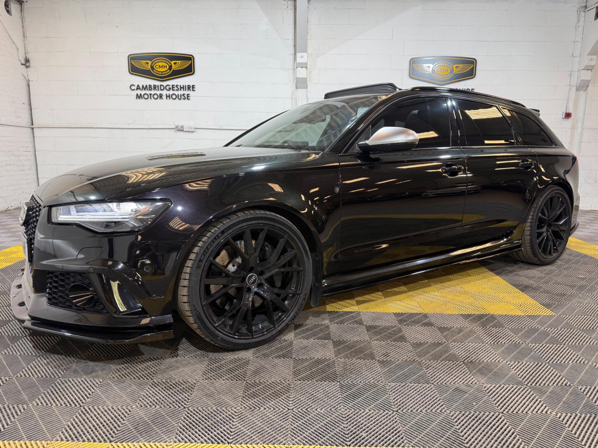 Audi RS6 view 7