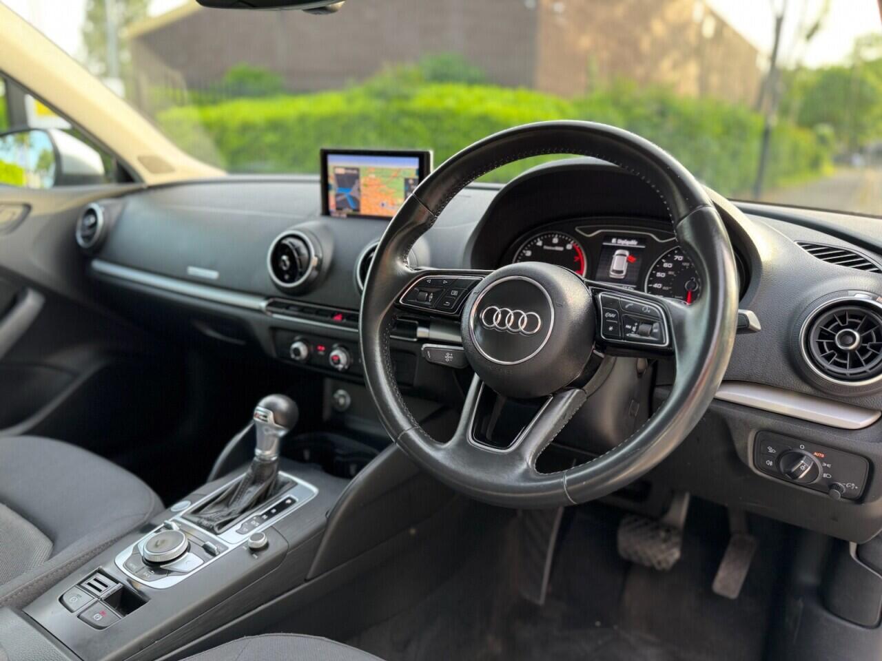 Audi A3 view 11