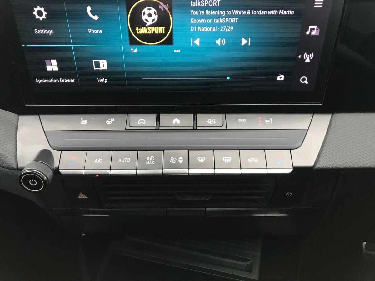 Vauxhall Astra view 21