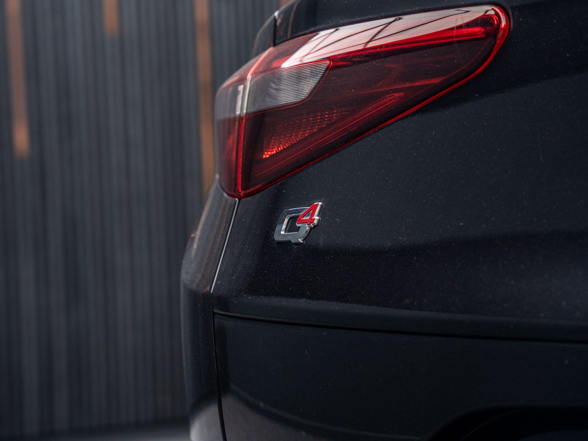 Alfa Romeo Stelvio view 31