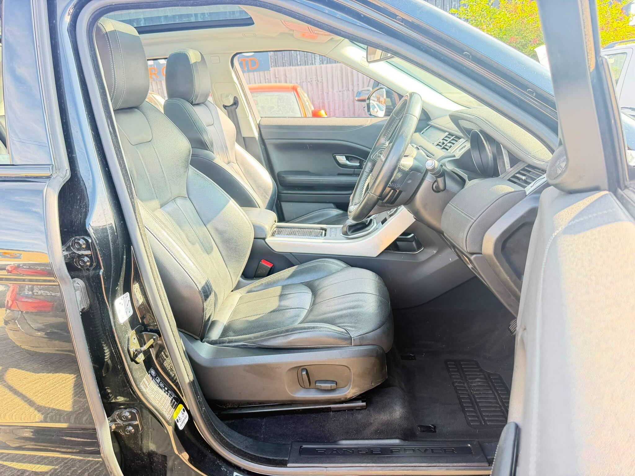 Land Rover Range Rover Evoque view 13