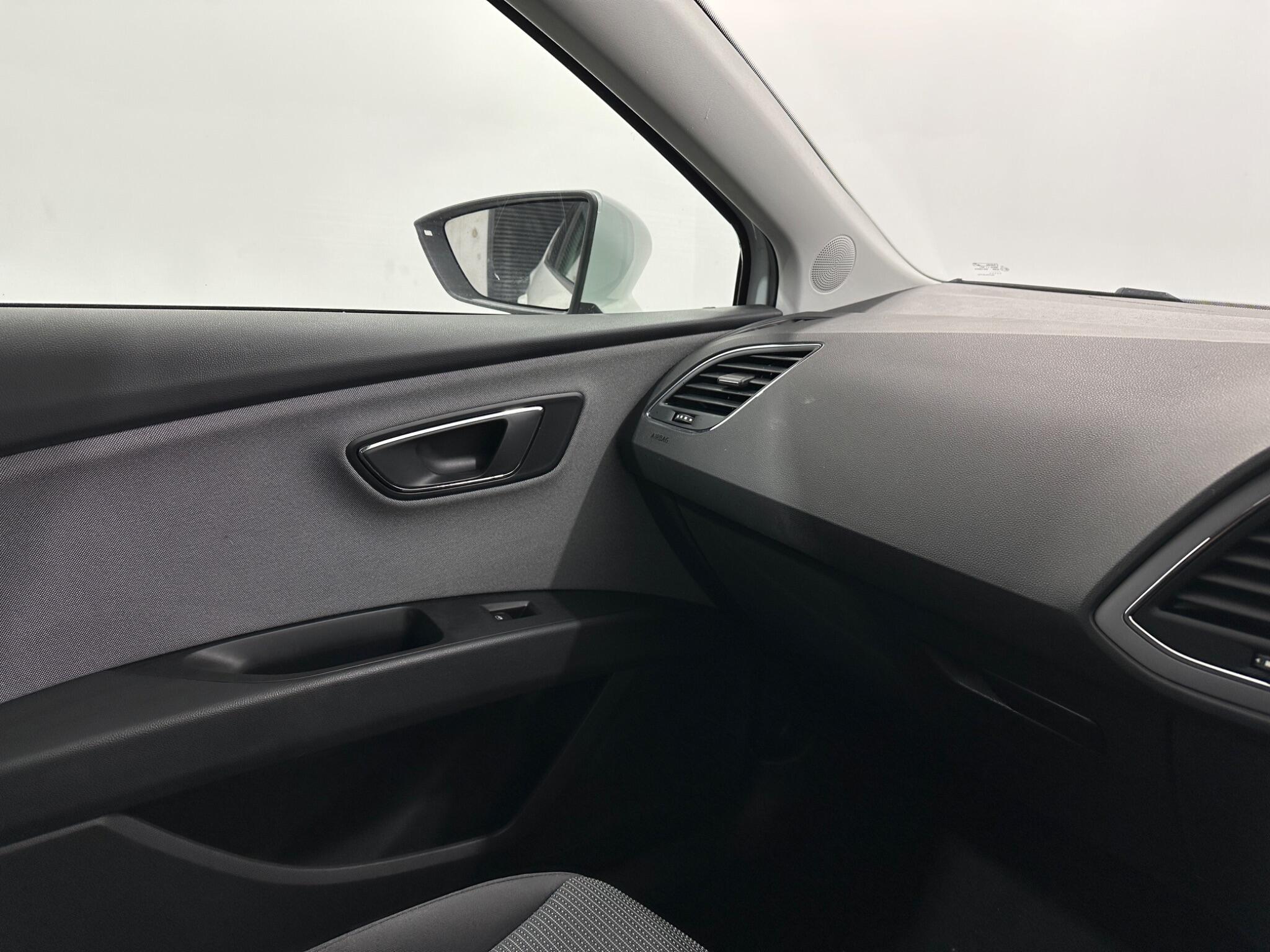 Seat Leon view 25