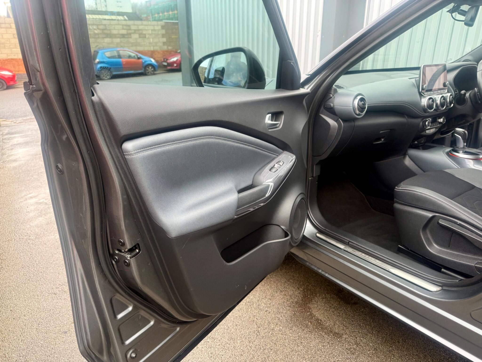 Nissan Juke view 14