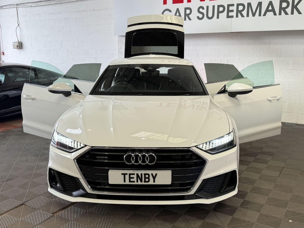Audi A7 view 12