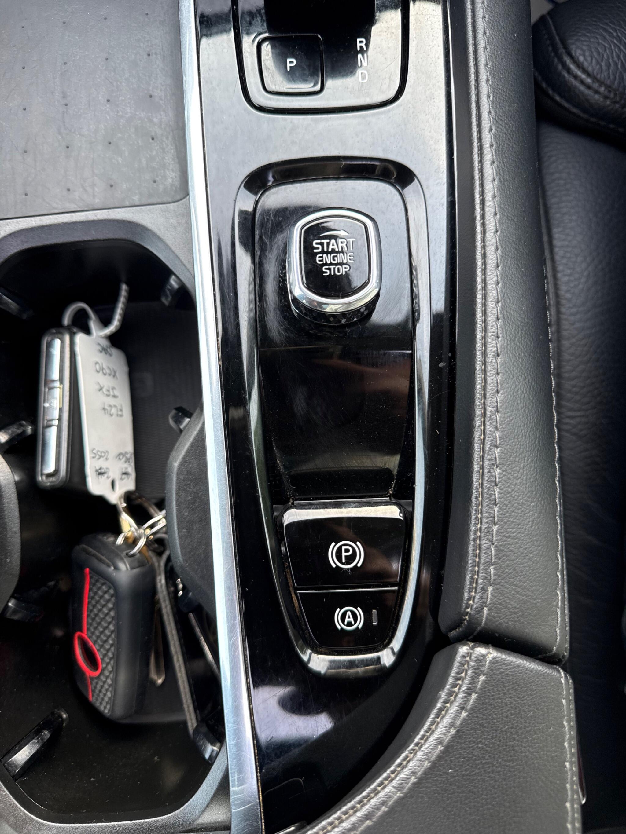 Volvo XC90 view 23