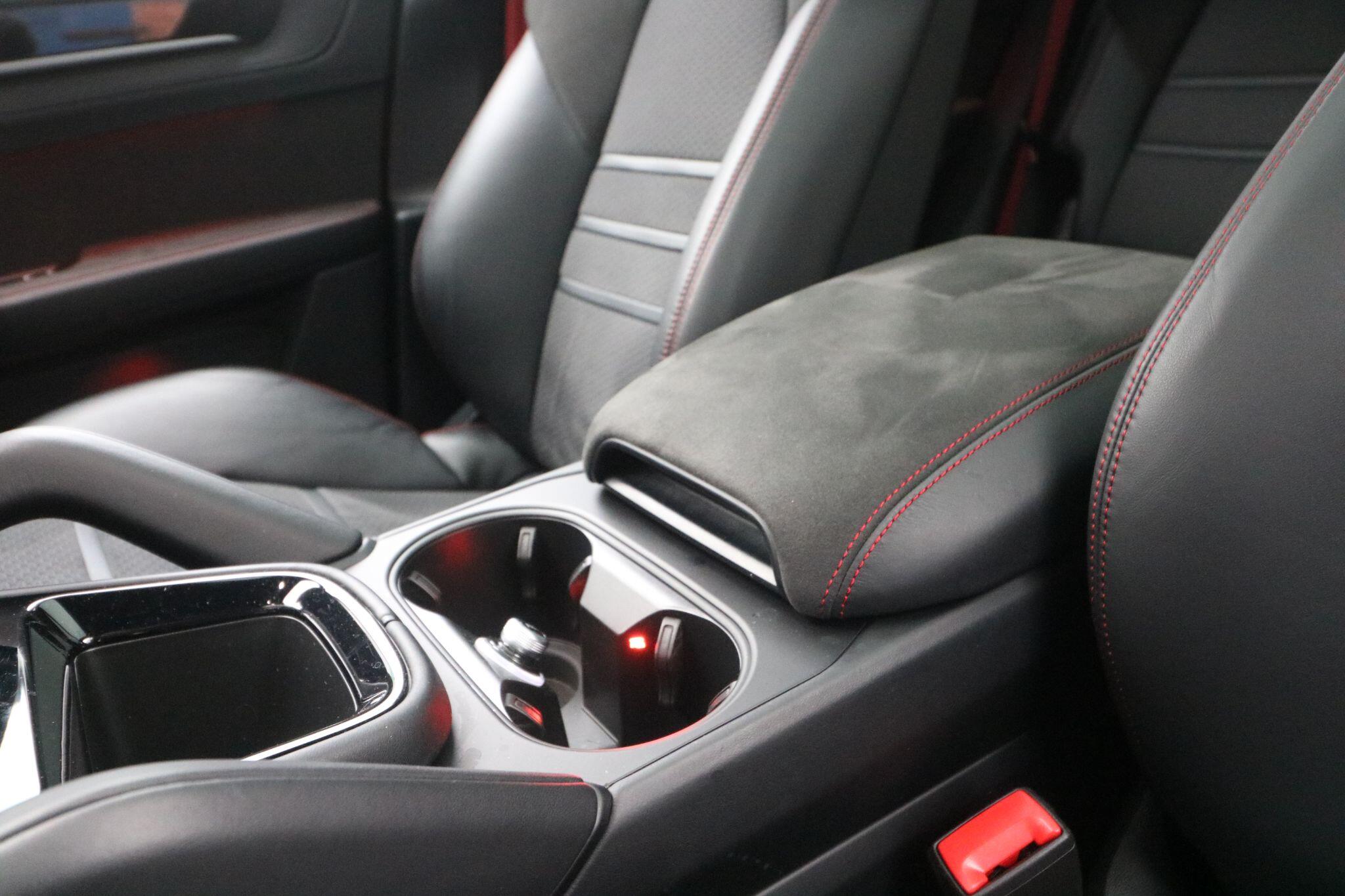 Porsche Cayenne view 35