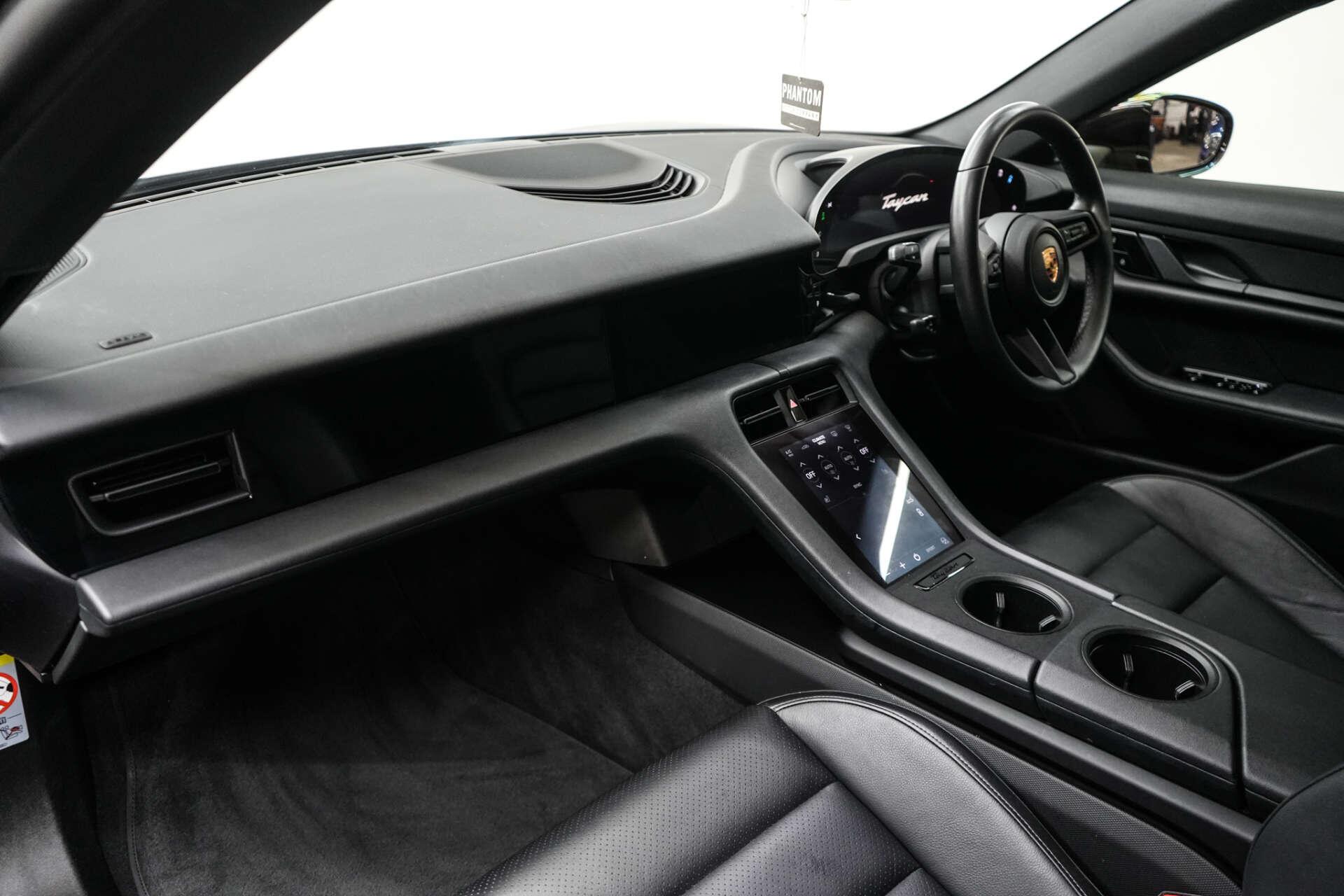 Porsche Taycan view 13
