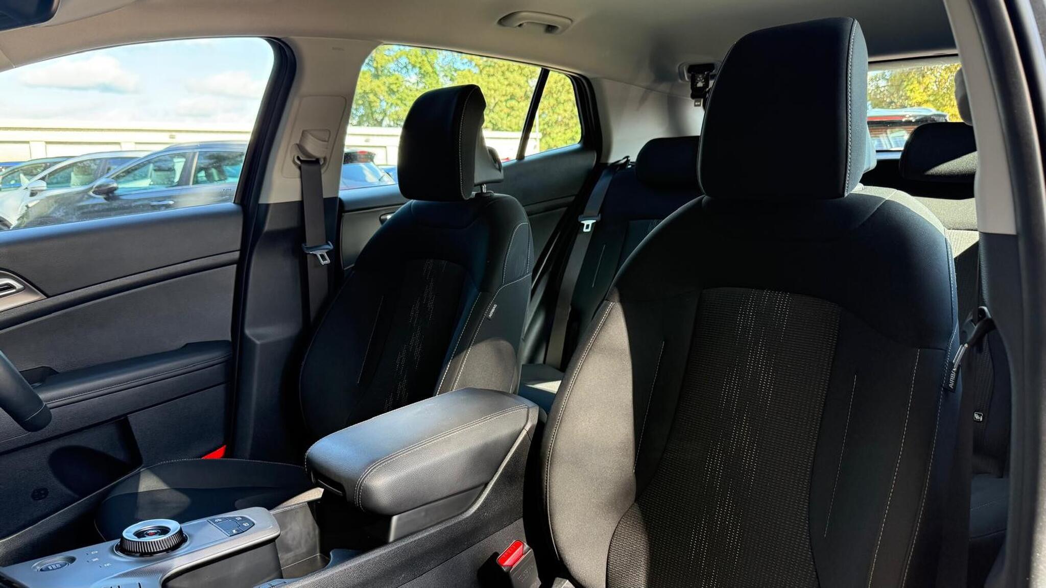 Kia Sportage view 25