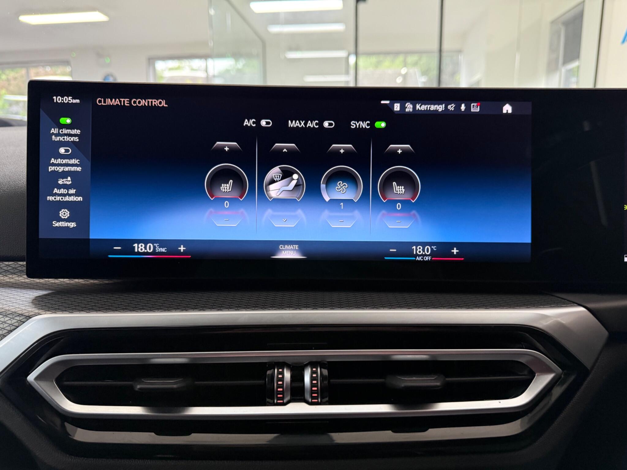 BMW 3 Series view 17