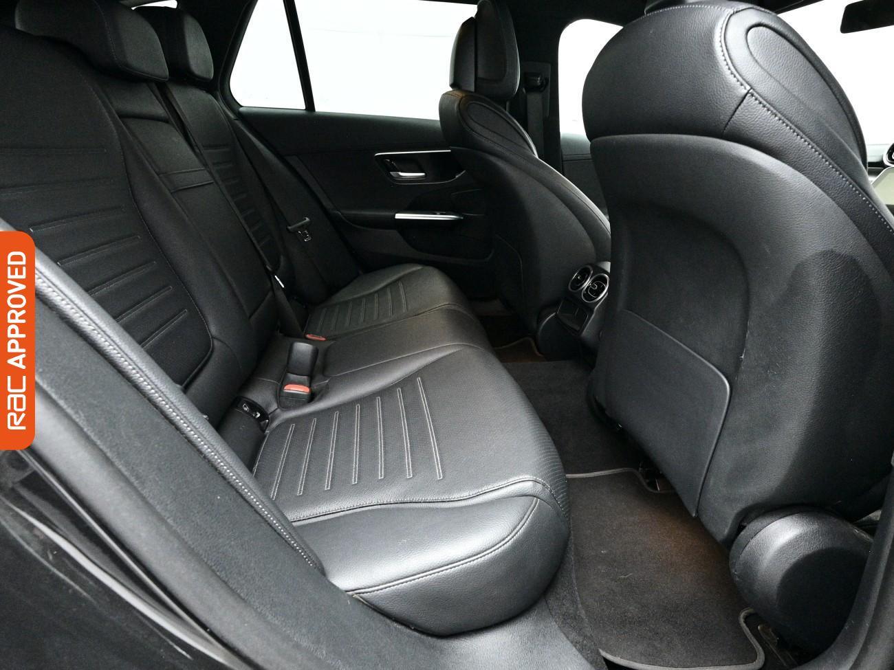 Mercedes-Benz C-Class view 13