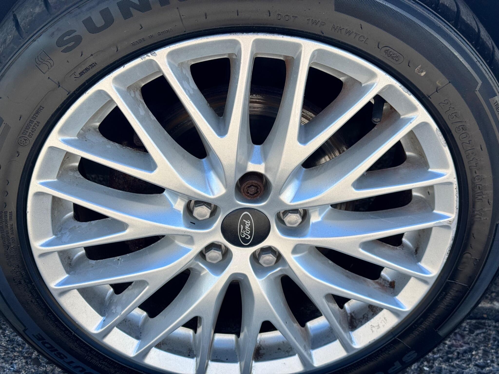 Ford Focus view 34