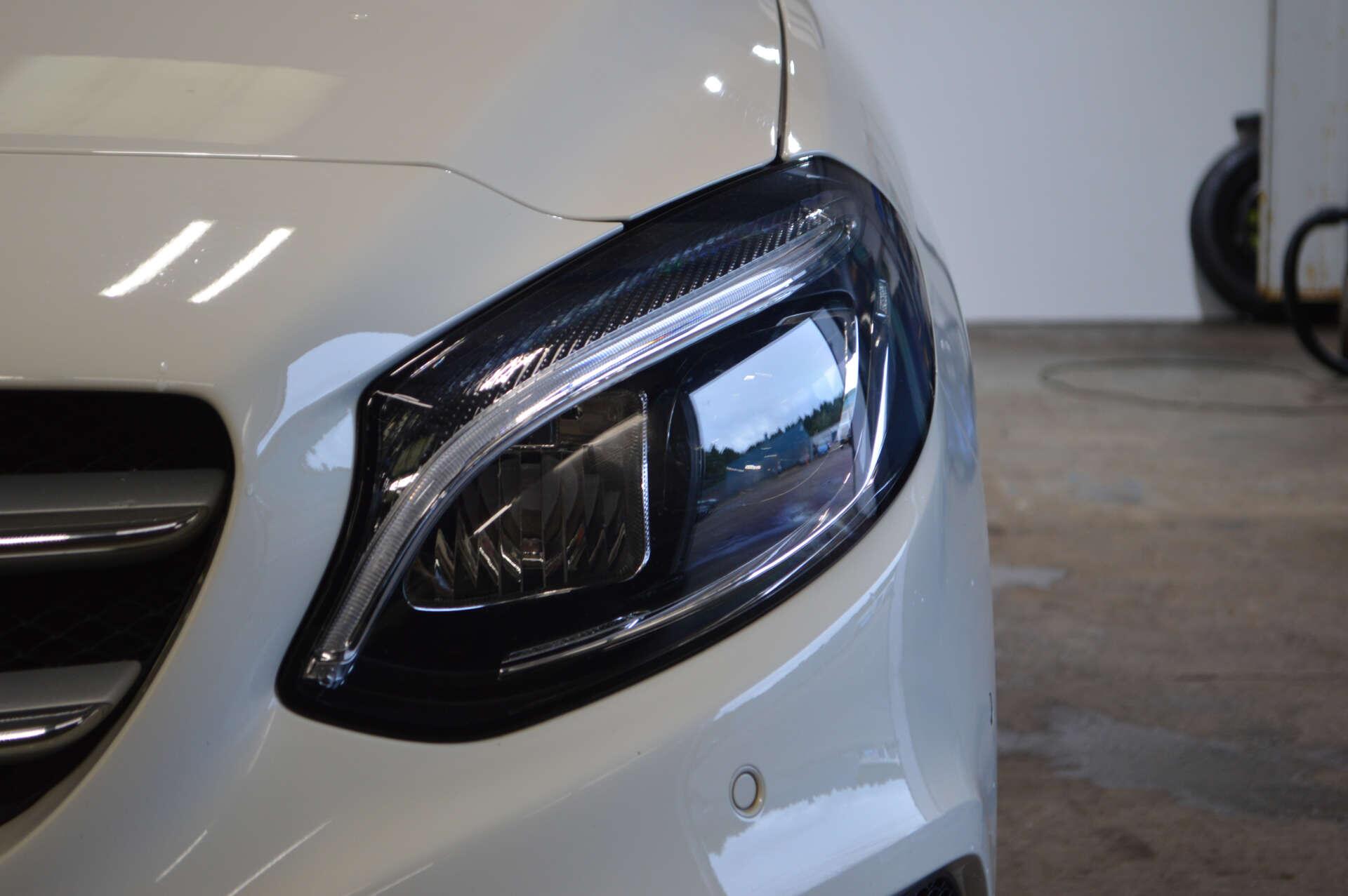 Mercedes-Benz B-Class view 32