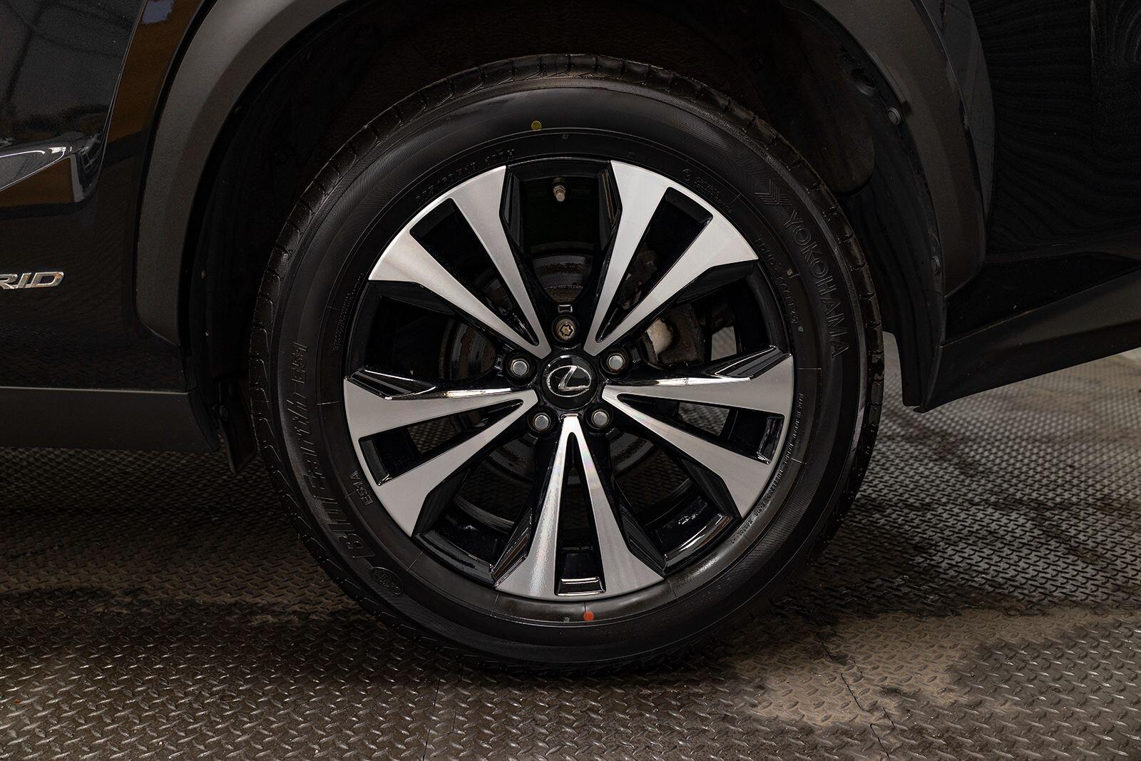 Lexus NX view 12