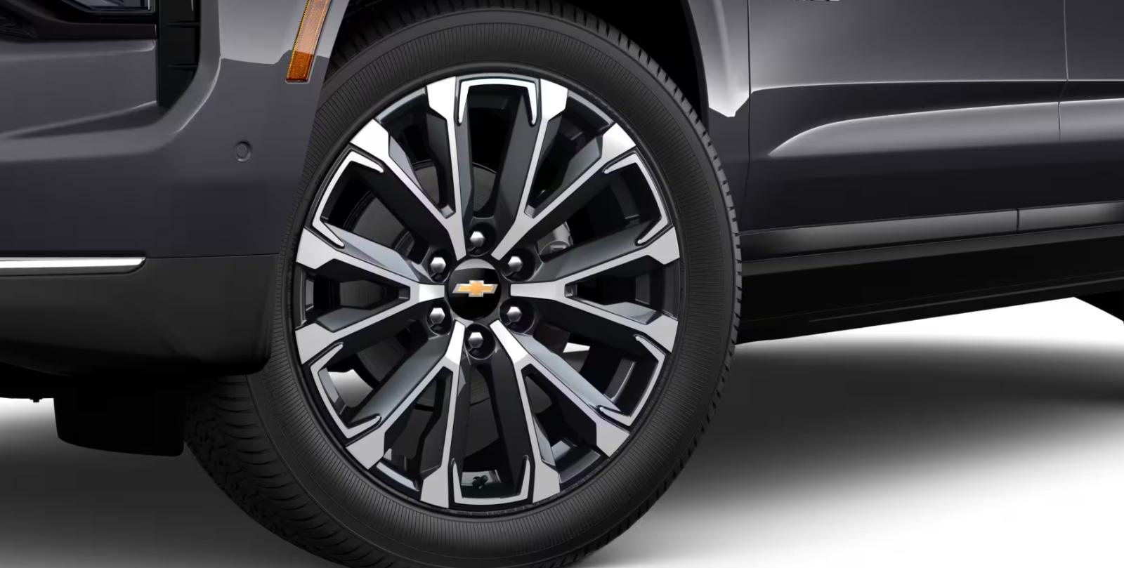 Chevrolet Tahoe view 5