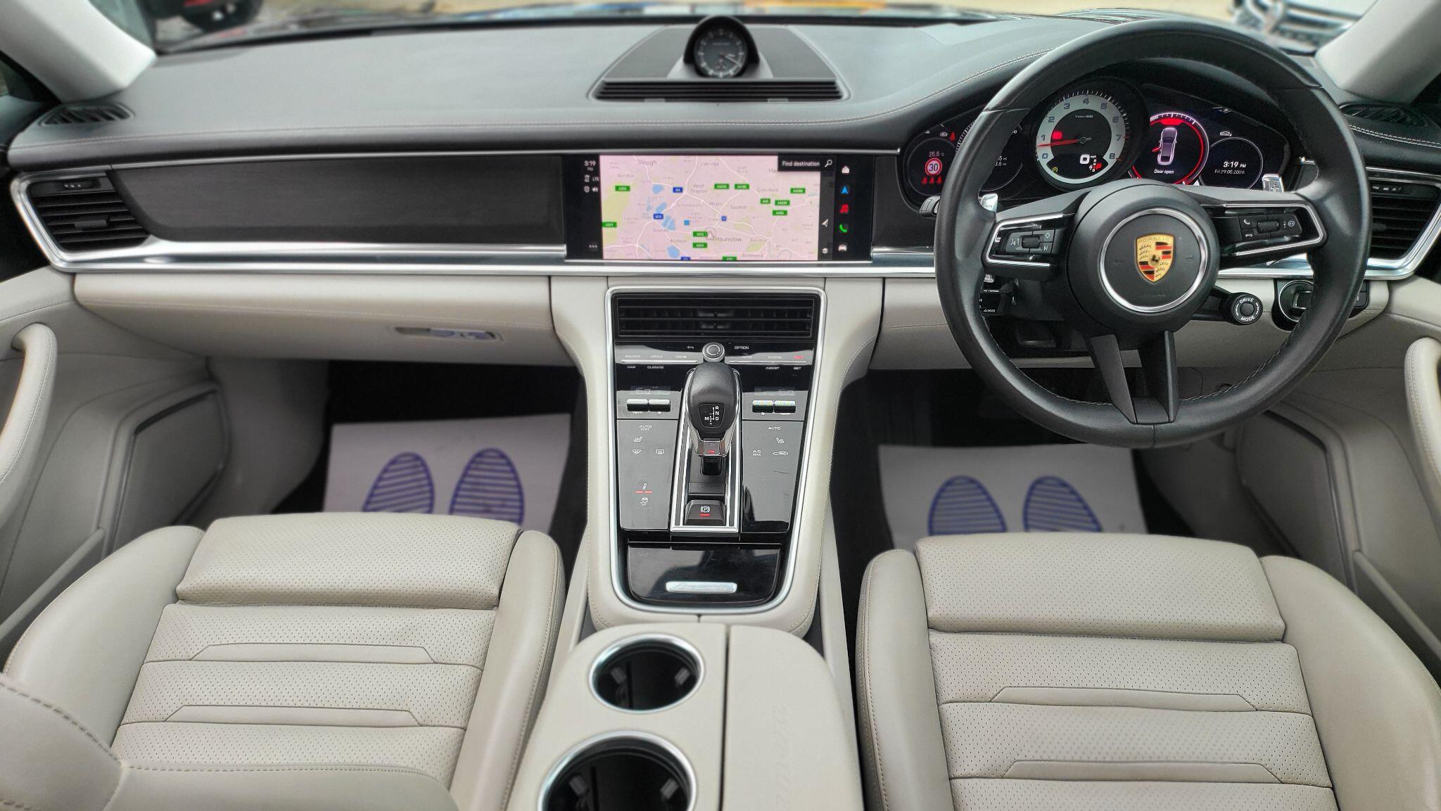 Porsche Panamera view 12
