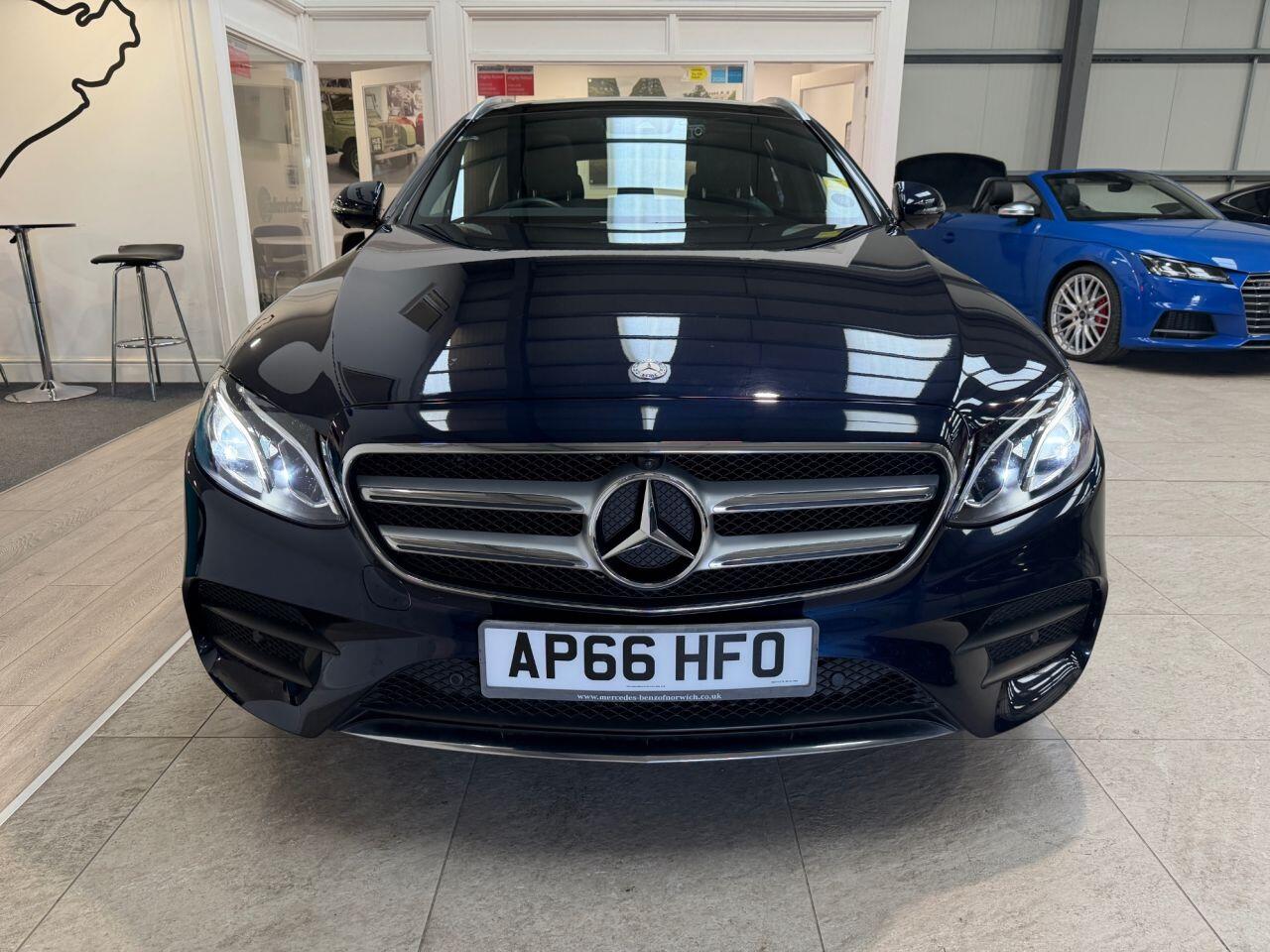 Mercedes-Benz E Class view 2