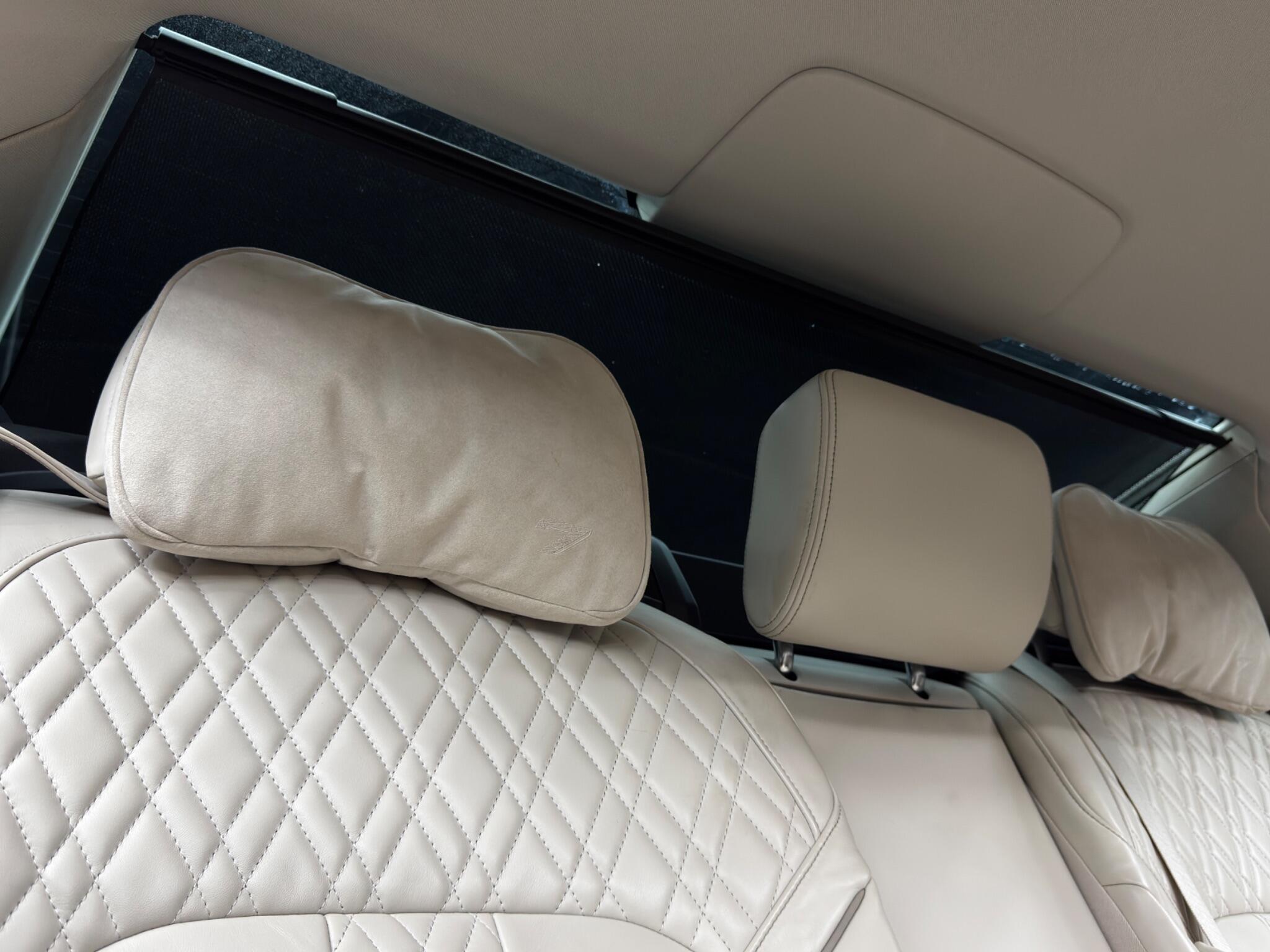BMW 7 Series view 62