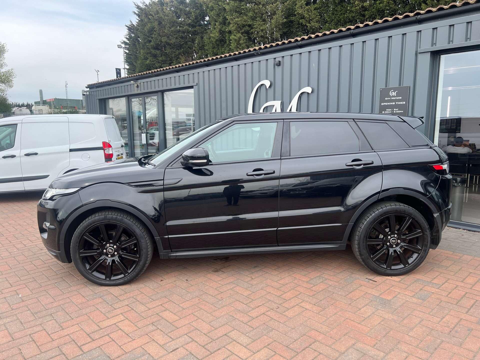 Land Rover Range Rover Evoque view 14