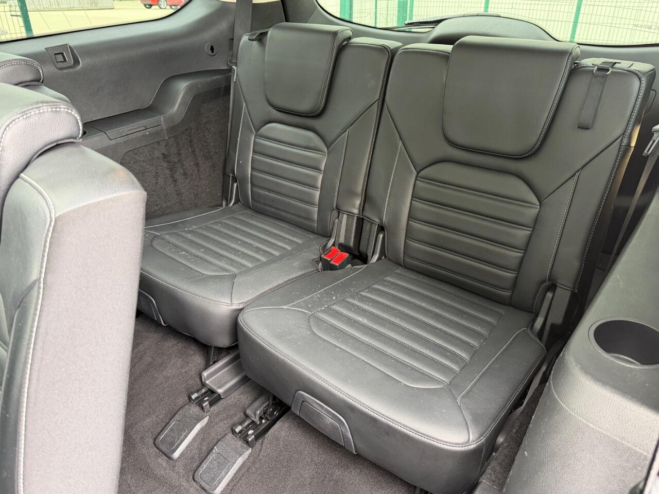 Ford Galaxy view 14