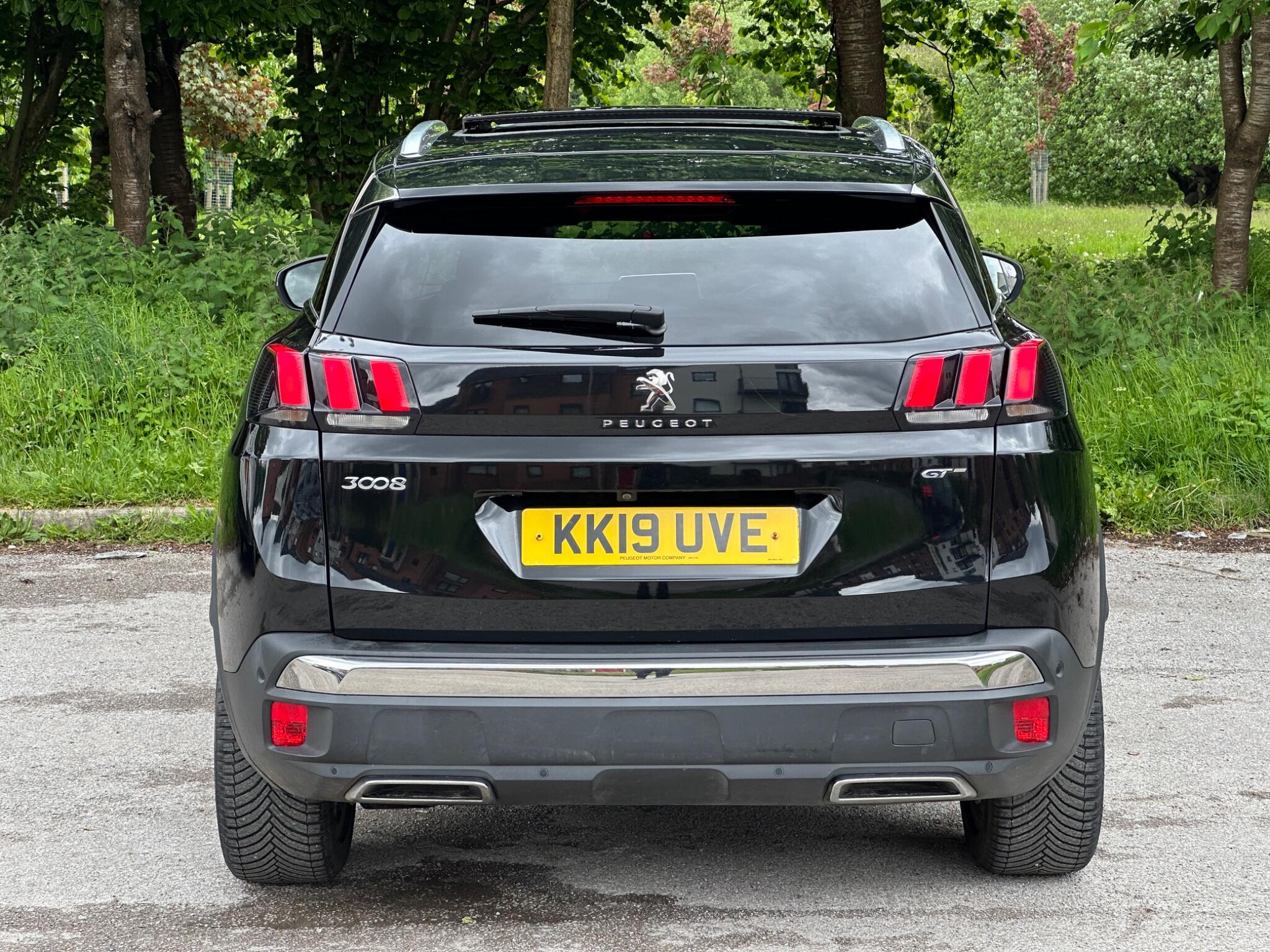 Peugeot 3008 view 9