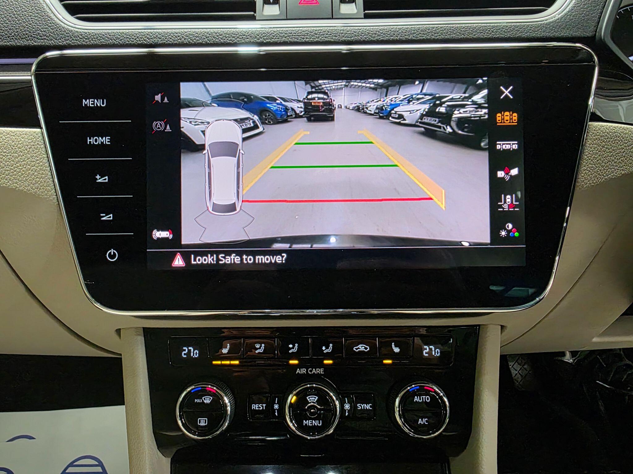 Skoda Superb view 8