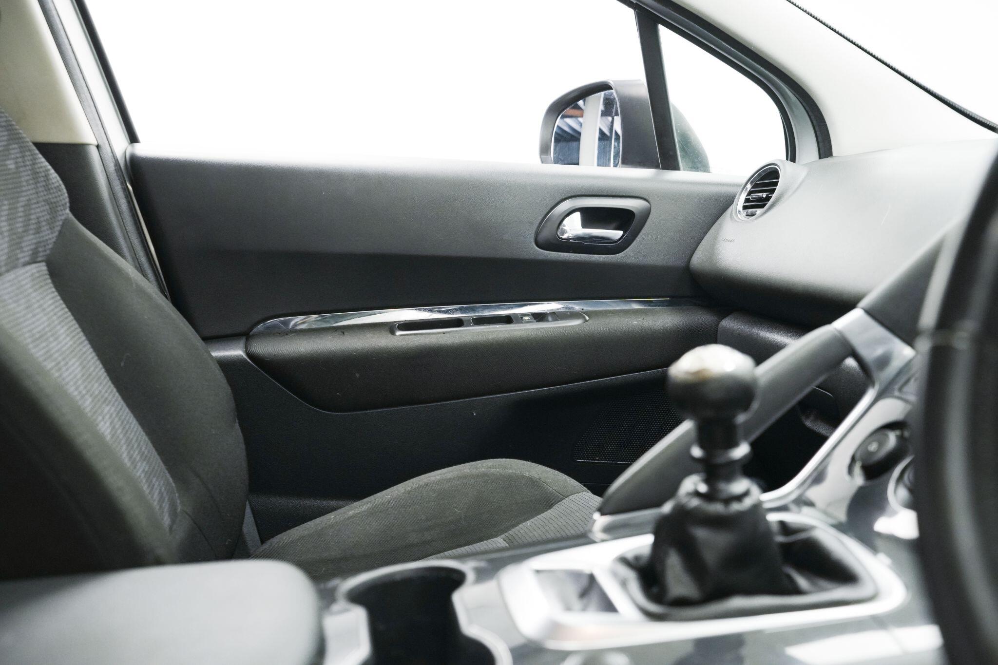 Peugeot 3008 view 20