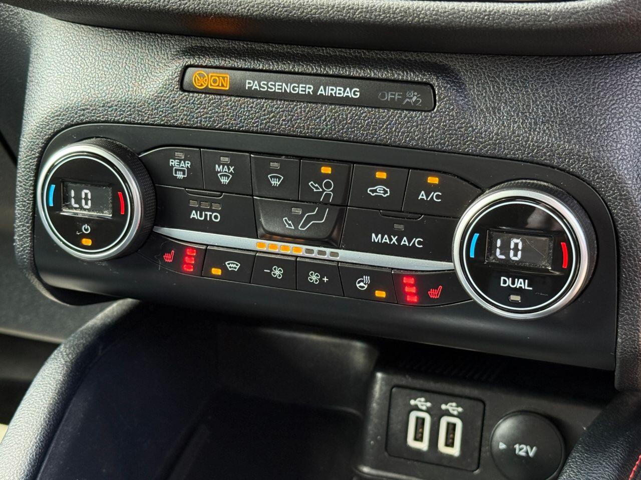 Ford Kuga view 35