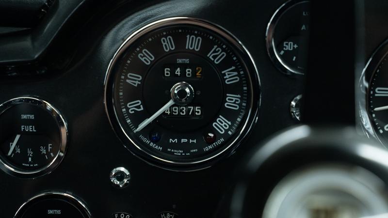Aston Martin DB5 view 28