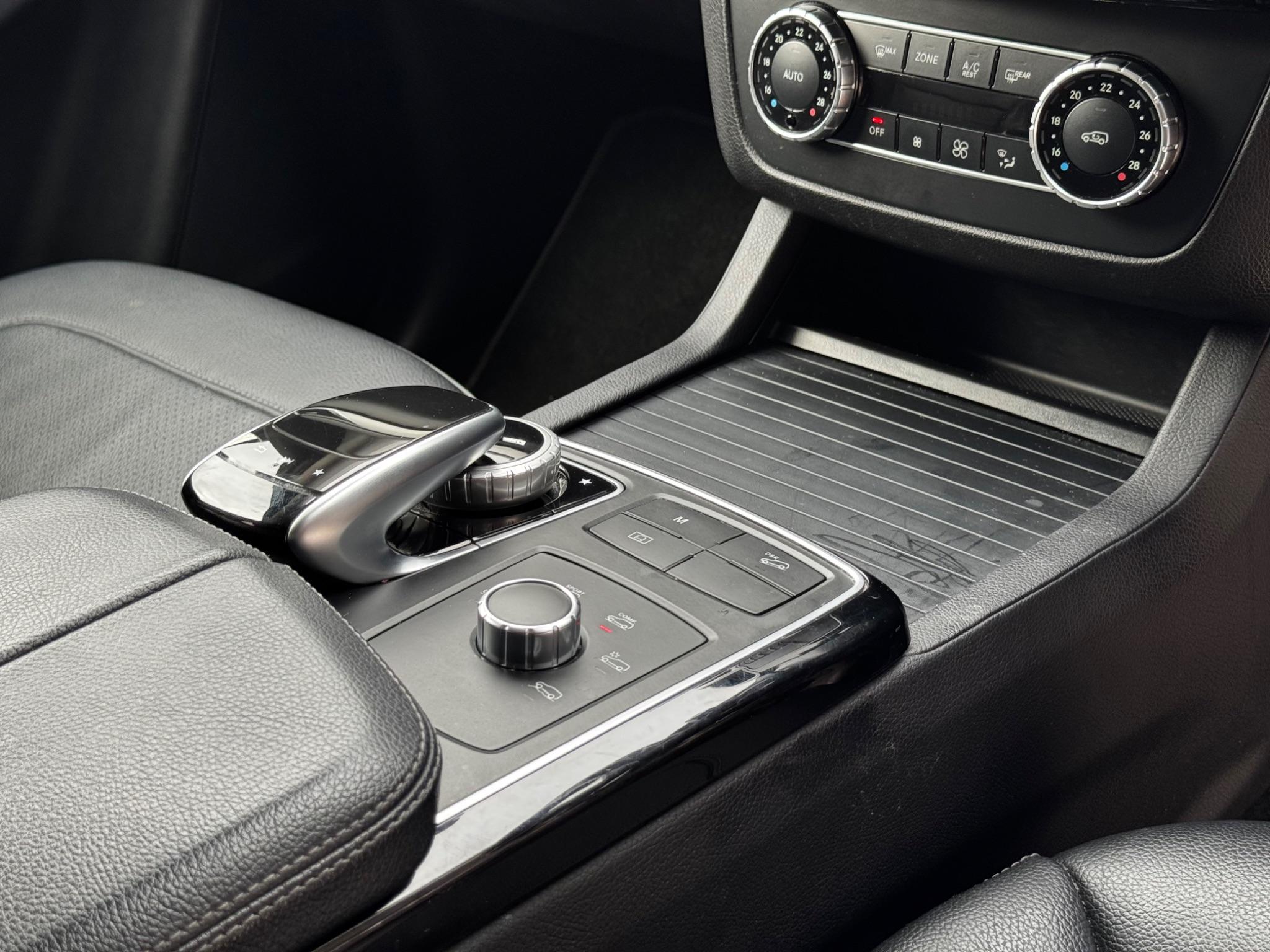 Mercedes-Benz Gle view 31
