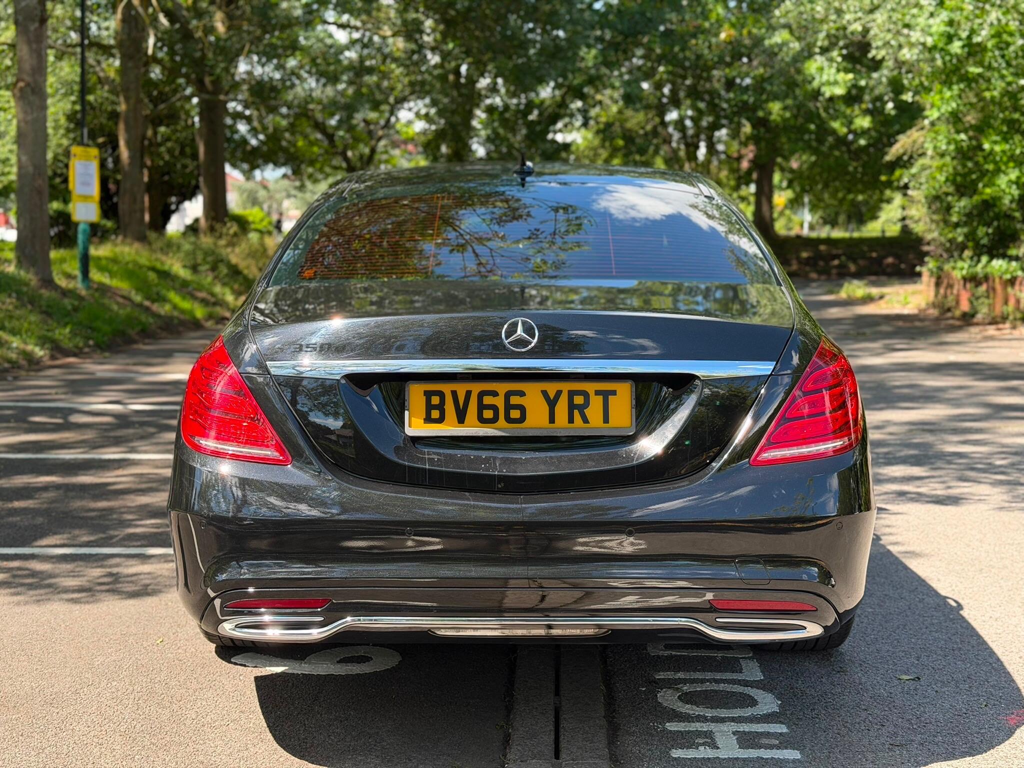 Mercedes-Benz S-Class view 4